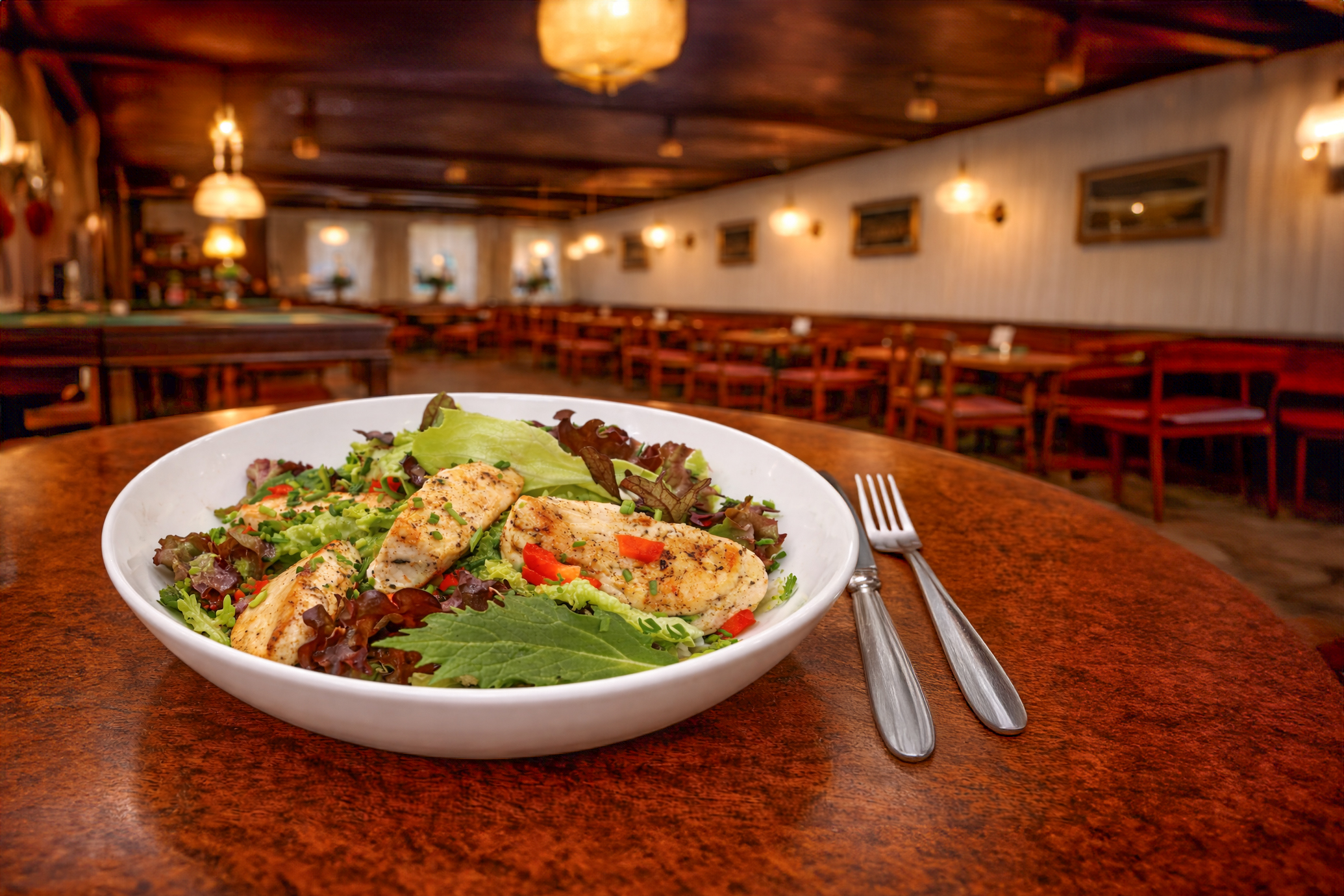 kablu_bistro_salat Salat mit Putenstreifen im KABLU Bistro